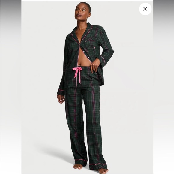 Other - Victoria’s Secret Plaid Women's Pajama Set
